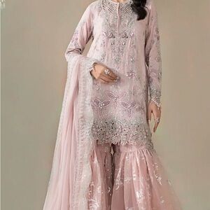 Elegant Long Sleeve Embroidered Dress in Light Pink